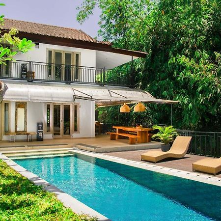 Hotel Bali Invest Living Canggu Esterno foto