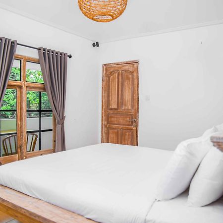 Hotel Bali Invest Living Canggu Esterno foto